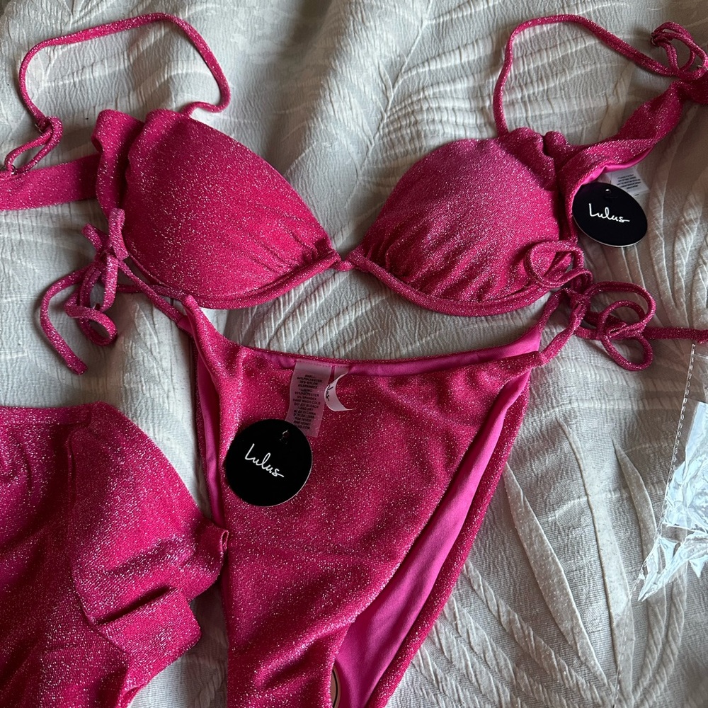 Sparkly bikini set with matching crop top.  Size Large from Lulu’s NWT - Picture 3 of 7